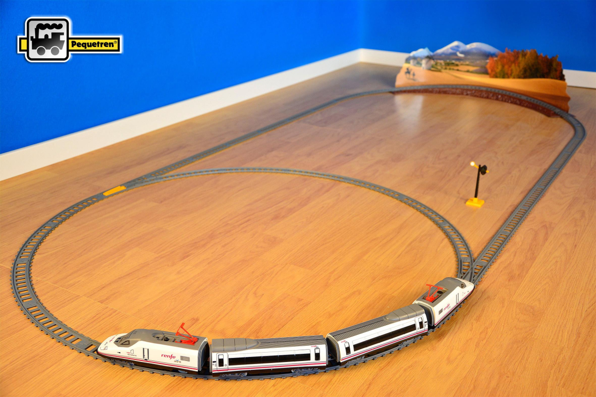 ds82649883_pequetren_710_vysokorychlostni_vlak_renfe_ave_s_102_s_dioramatem_krajiny_2