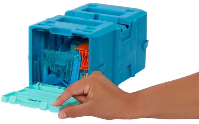 ds95752376_mattel_hot_wheels_ice_crash_set_drah_se_zavodnimi_doplnky_a_autickem_3