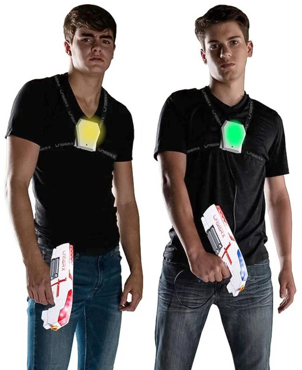 ds99944165_laser_x_pistole_detska_infracervena_2ks_s_vestou_laser_game_na_baterie_svetlo_zvuk_3