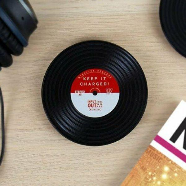 ds10770059_rychla_bezdratova_nabijecka_vinylova_deska_1