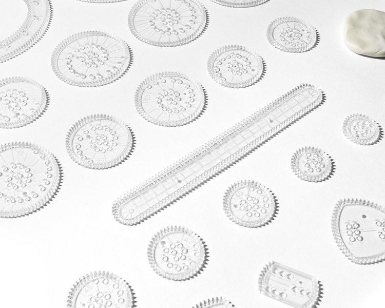 ds24396911_spirograf_set_kreslicih_sablon_5