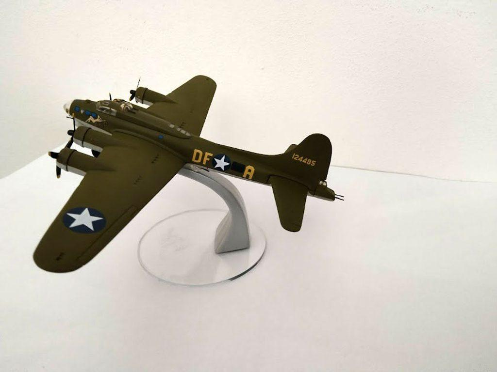 ds29113282_kovovy_model_wb99612_2006_metal_cast_corgy_boeing_b17g_flying_fortress_sally_b_1_144_1