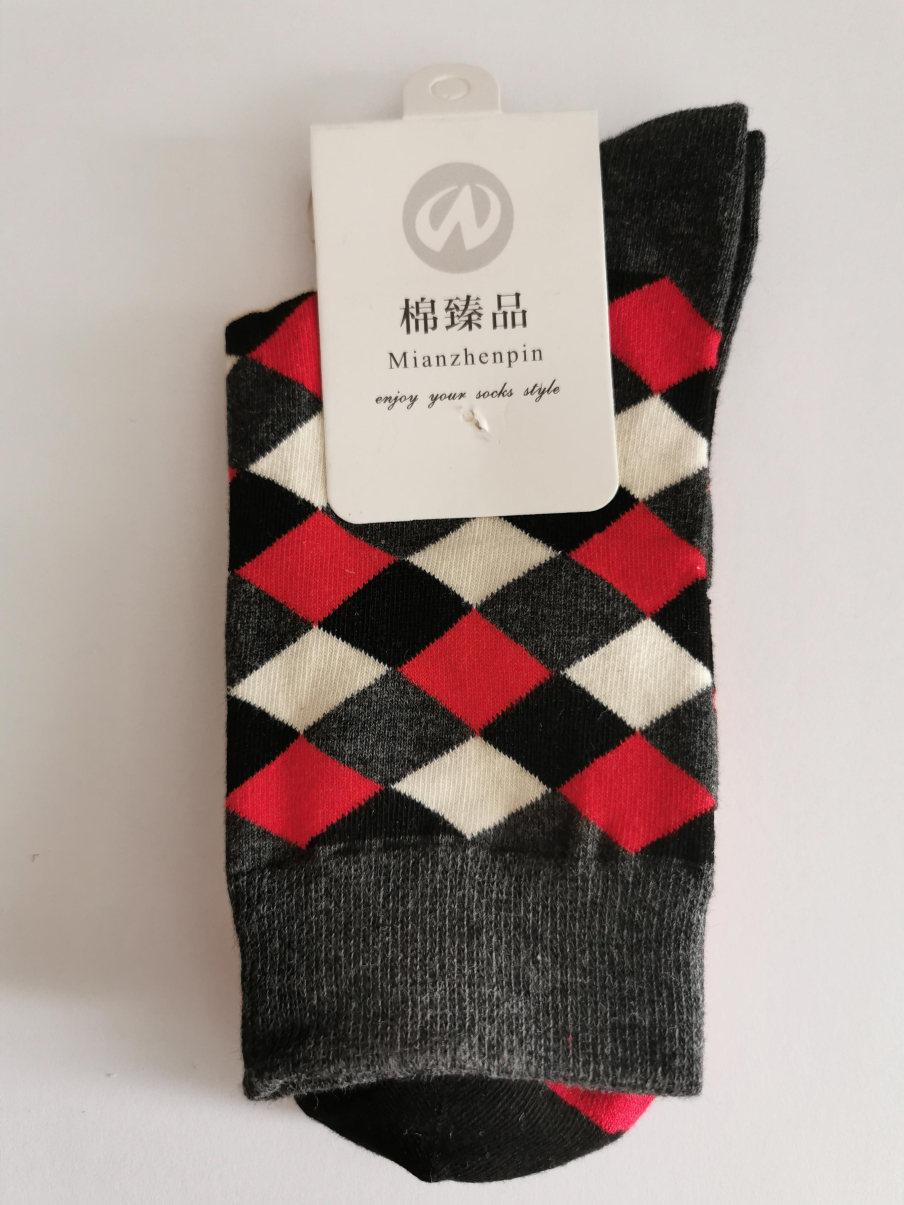 Ponožky s kostkovanými vzory - Černá s červeno-bílou