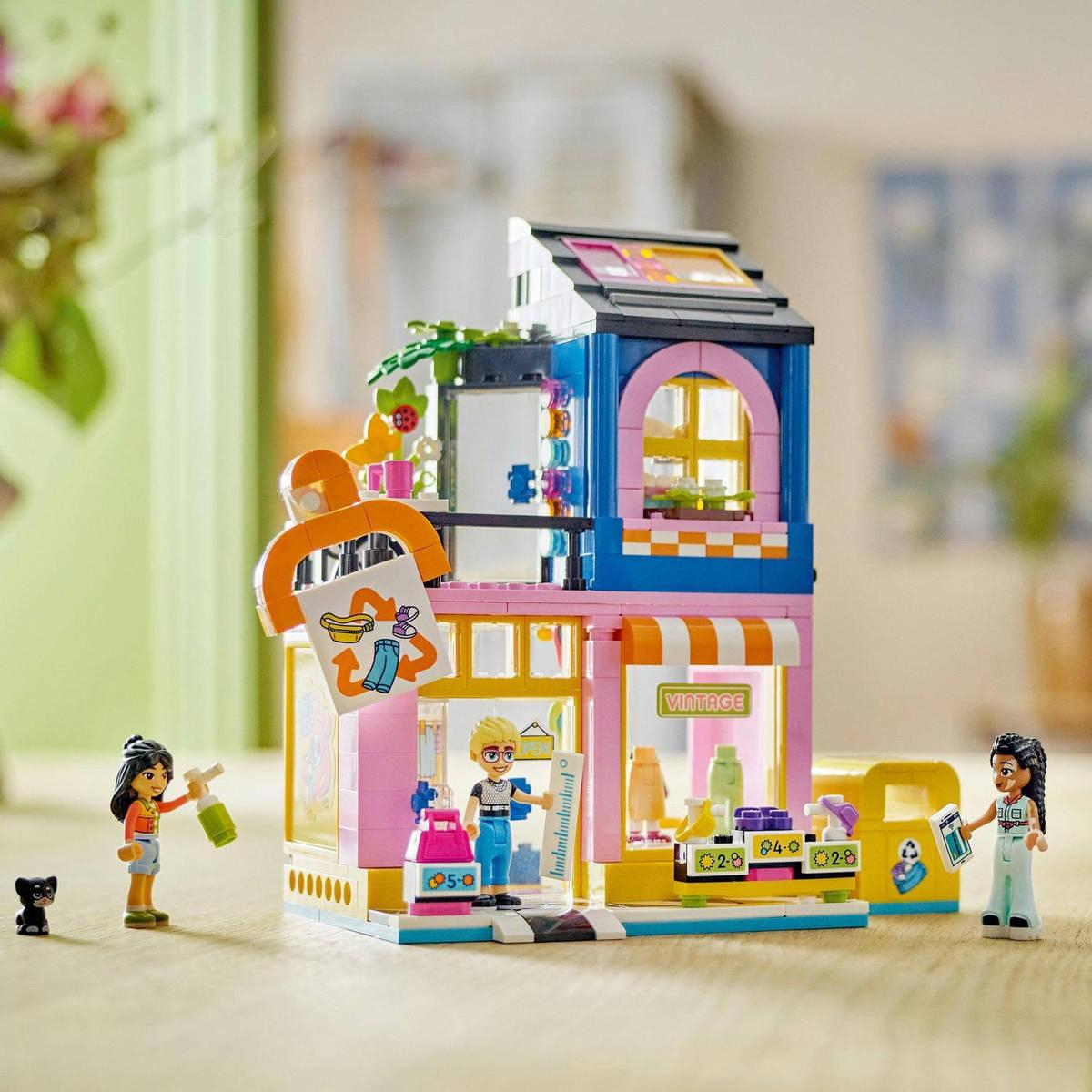 ds35741586_lego_friends_obchod_s_retro_oblecenim_42614_stavebnice_5