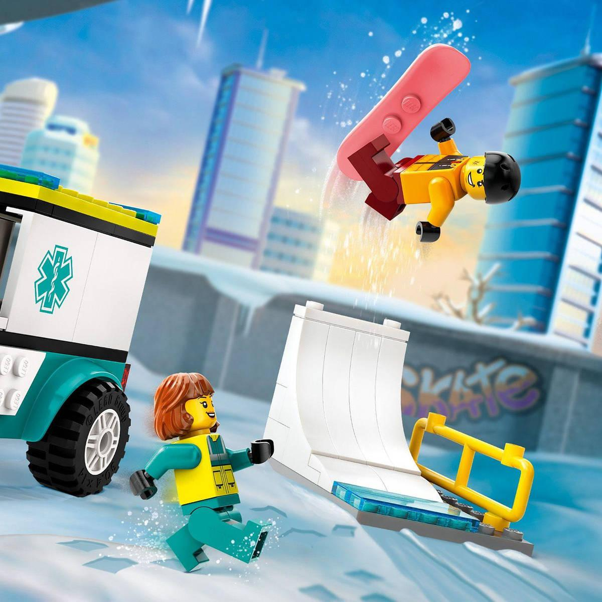 ds56278367_lego_city_sanitka_a_snowboardista_60403_stavebnice_5