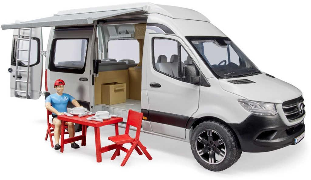 ds69309422_bruder_02672_auto_mercedes_benz_sprinter_obytny_s_ridicem_a_doplnky_4
