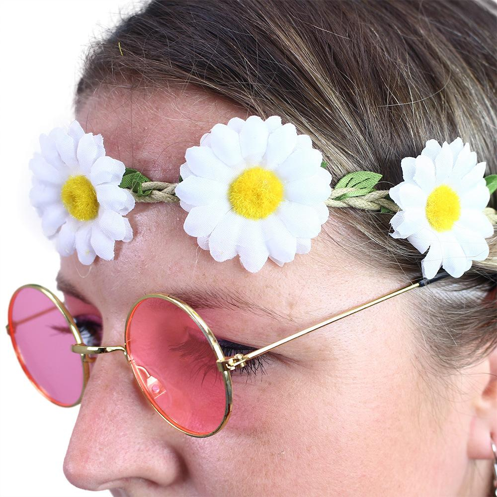 ds71836765_sada_hippies_1