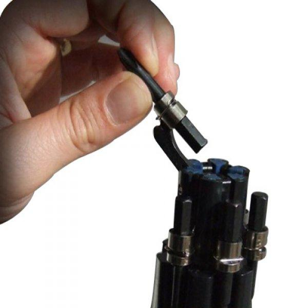 ds74519571_quickshifter_cerny_2