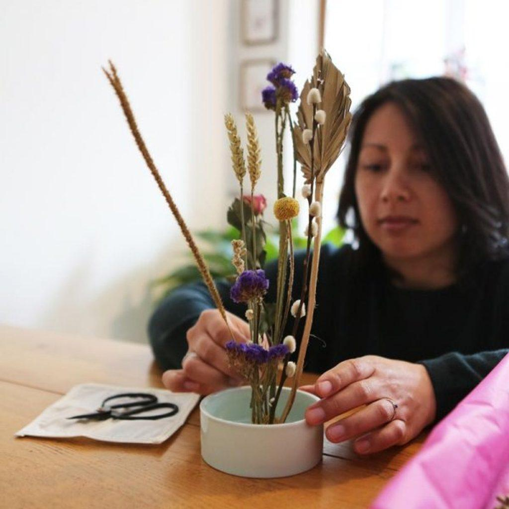 ds75198739_ikebana_sada_na_aranzovani_kvetin_1