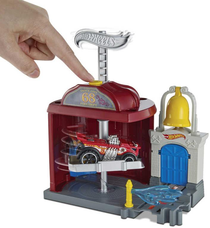 ds76023256_mattel_hot_wheels_city_postav_mesto_set_s_autickem_4_druhy_2