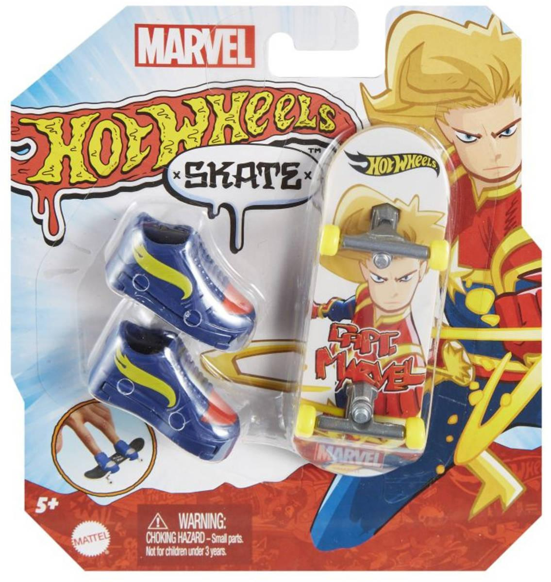 ds76149376_mattel_hot_wheels_fingerboard_tematicky_set_skateboard_boty_ruzne_druhy_2