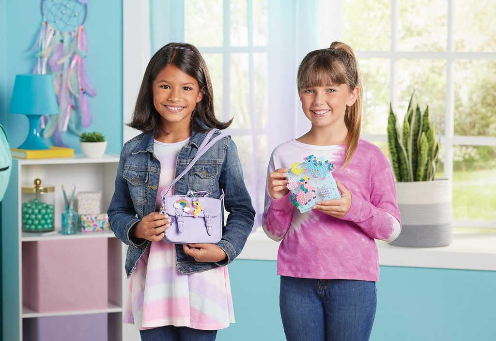 ds79446056_aquabeads_jednorozci_set_koralky_1500ks_s_doplnky_spojovani_vodou_1