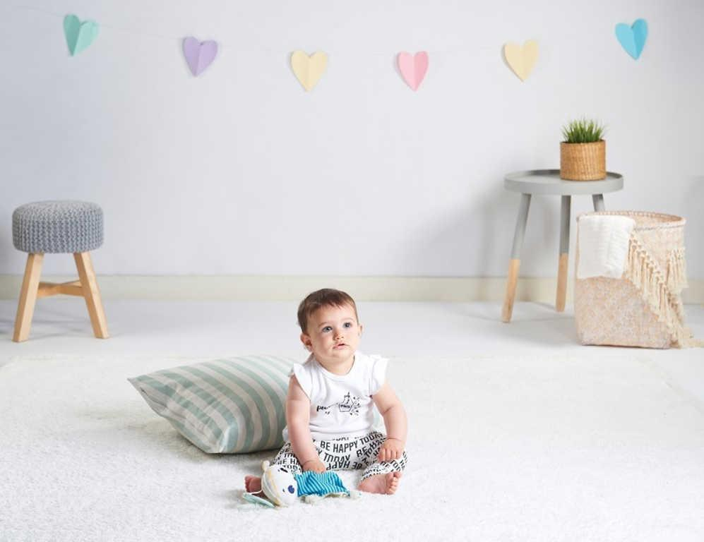 TINY LOVE Baby muchláček lední medvídek Eleanor pro miminko