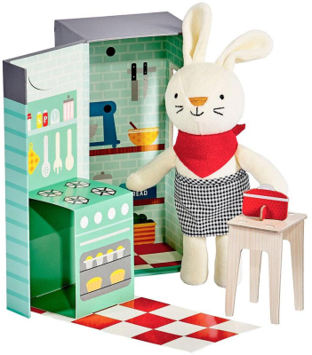 Petit Collage Plyšový králíček v kuchyni