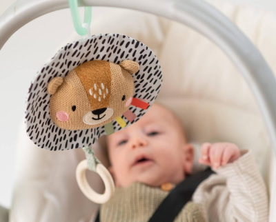 TAF TOYS Baby lev Harry textilní hudební natahovací s melodií pro miminko