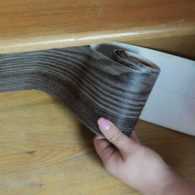 Dekorační lepící páska - dřevo